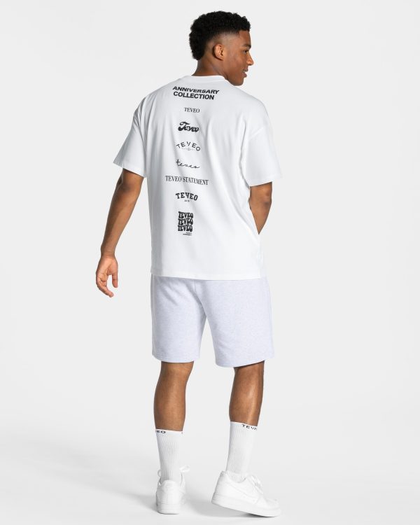 Anniversary T-Shirt für Frauen in Weiß – Bild 5