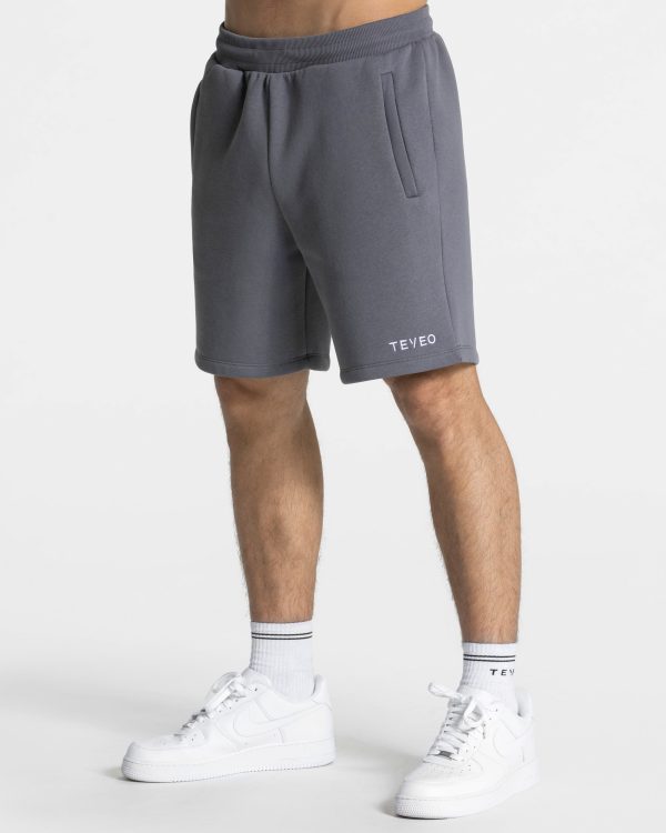 Arrival Short Damenhose in Graphit