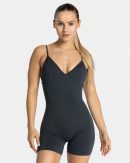Essence V-Back Covert Scrunch Short Jumpsuit für