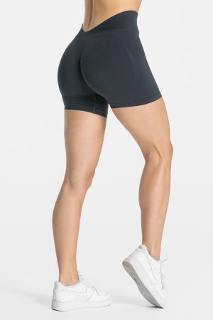 Essence V-Back Covert Scrunch Short für Frauen in