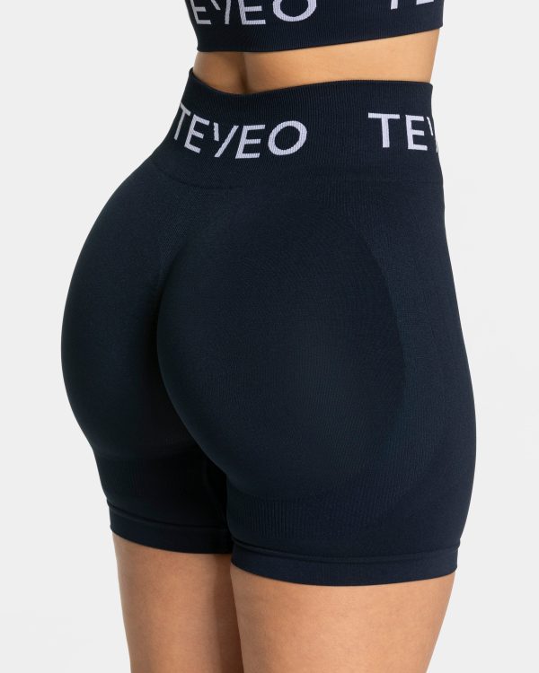Signature Covert Scrunch Short Damenhose in Midni – Bild 4