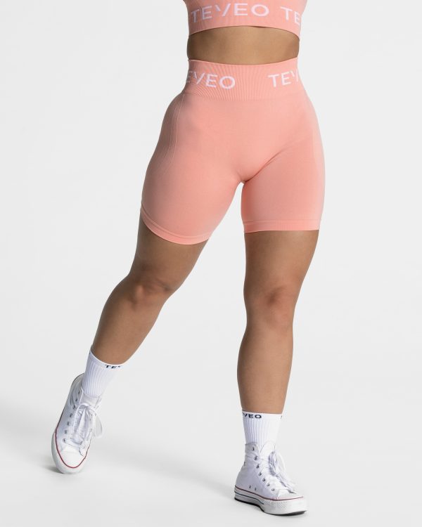 Signature Scrunch Short in Peach für Damen – Bild 2