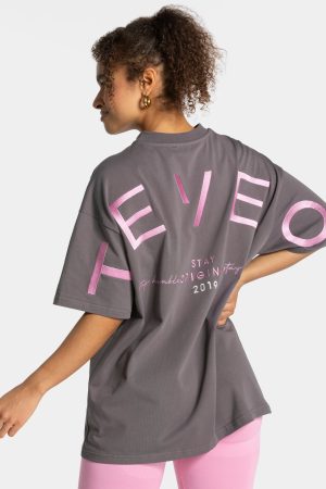 Signature Oversized T-Shirt Damenhose in Graphit