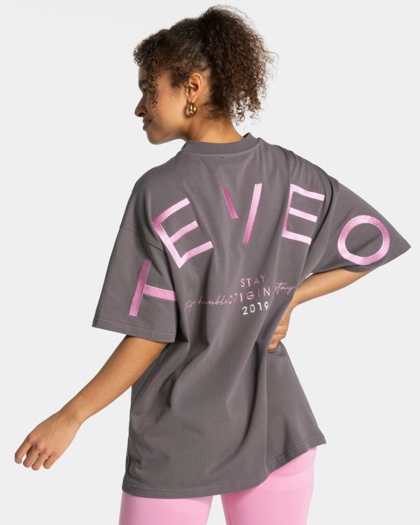 Signature Oversized T-Shirt Damenhose in Graphit