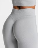 Statement Scrunch Leggings Hellgrau – bequem und