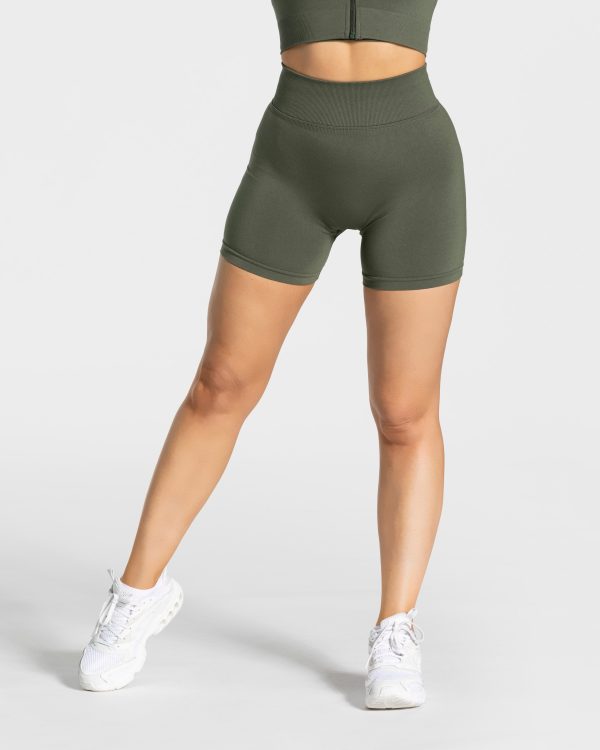 Damen Statement Scrunch Short Khaki mit Komfort