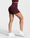 Statement Scrunch Short für Frauen in Pflaume