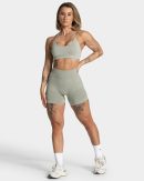 Acid Covert Scrunch Short in Salbei für Damen