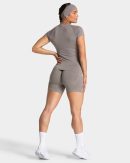 Endorphin Sculpt Scrunch Shorts Smoke mit hoher T