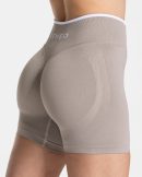 Ignite Sculpt Scrunch Short  für Frauen in Stone