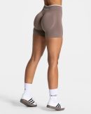 Ignite Sculpt Scrunch Short  Damenhose in Mokka