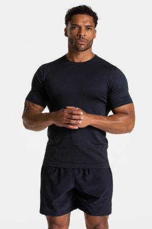 Damen Pace Fitted T-Shirt Midnight mit Komfort