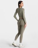 Modische Timeless Pro Longsleeve in Farbe Khaki