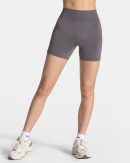 Timeless Pro Covert Scrunch Short Graphit – beque