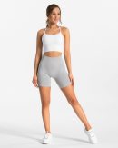 Classy Short Damenhose in Hellgrau