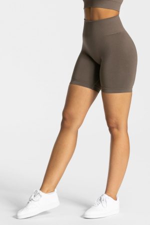 Classy Seamless Shorts "Taupe" - TEVEO