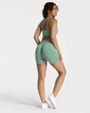 Timeless Scrunch Short Salbei mit hoher Taille