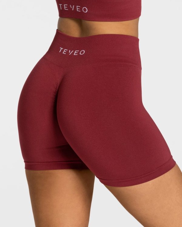 Timeless Scrunch Short Damenhose in Weinrot – Bild 4