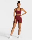 Timeless Scrunch Short Damenhose in Weinrot